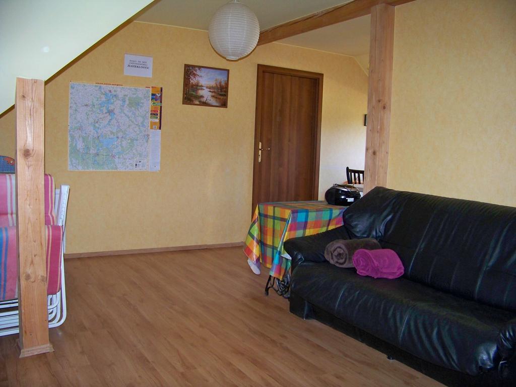 Dw Zlote Klosy Wrony Exteriör bild